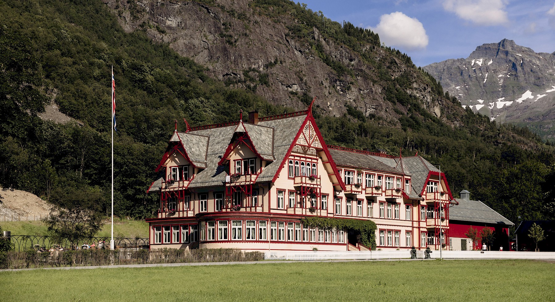 Union Øye, Norway by Thomas Ekstrøm
