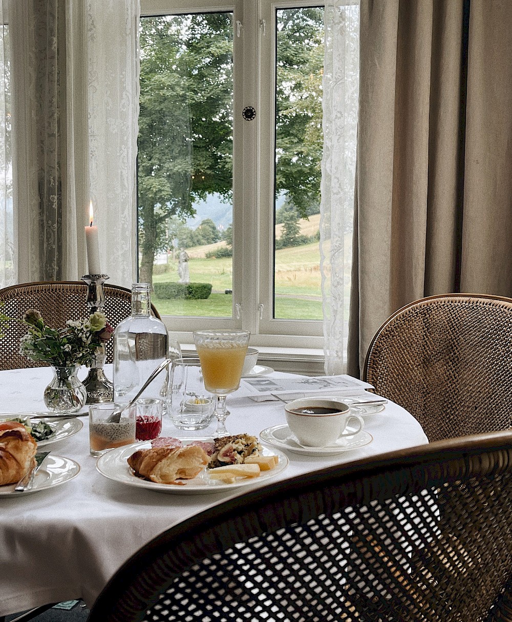 Hotel Union Øye dining by 62° Nord