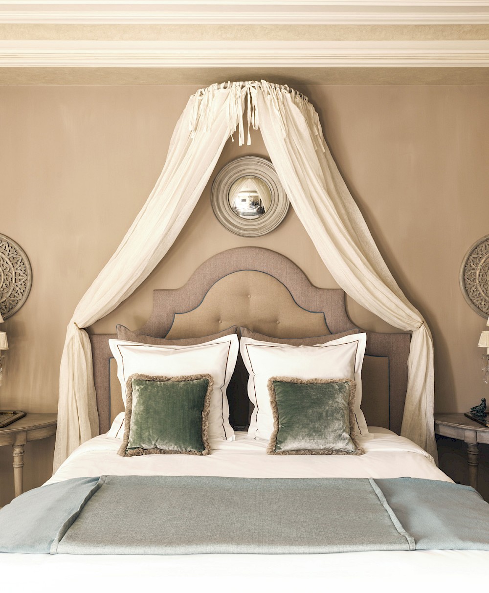 Accommodation at Kasteel van Ordingen by Hugo Thomassen