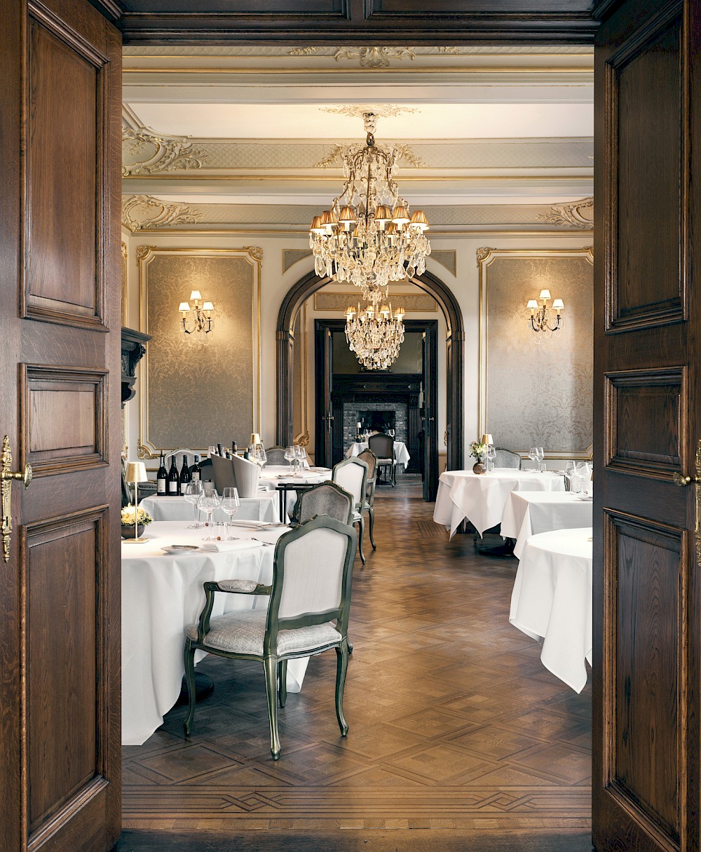 Dining Room at Kasteel van Ordingen by Hugo Thomassen