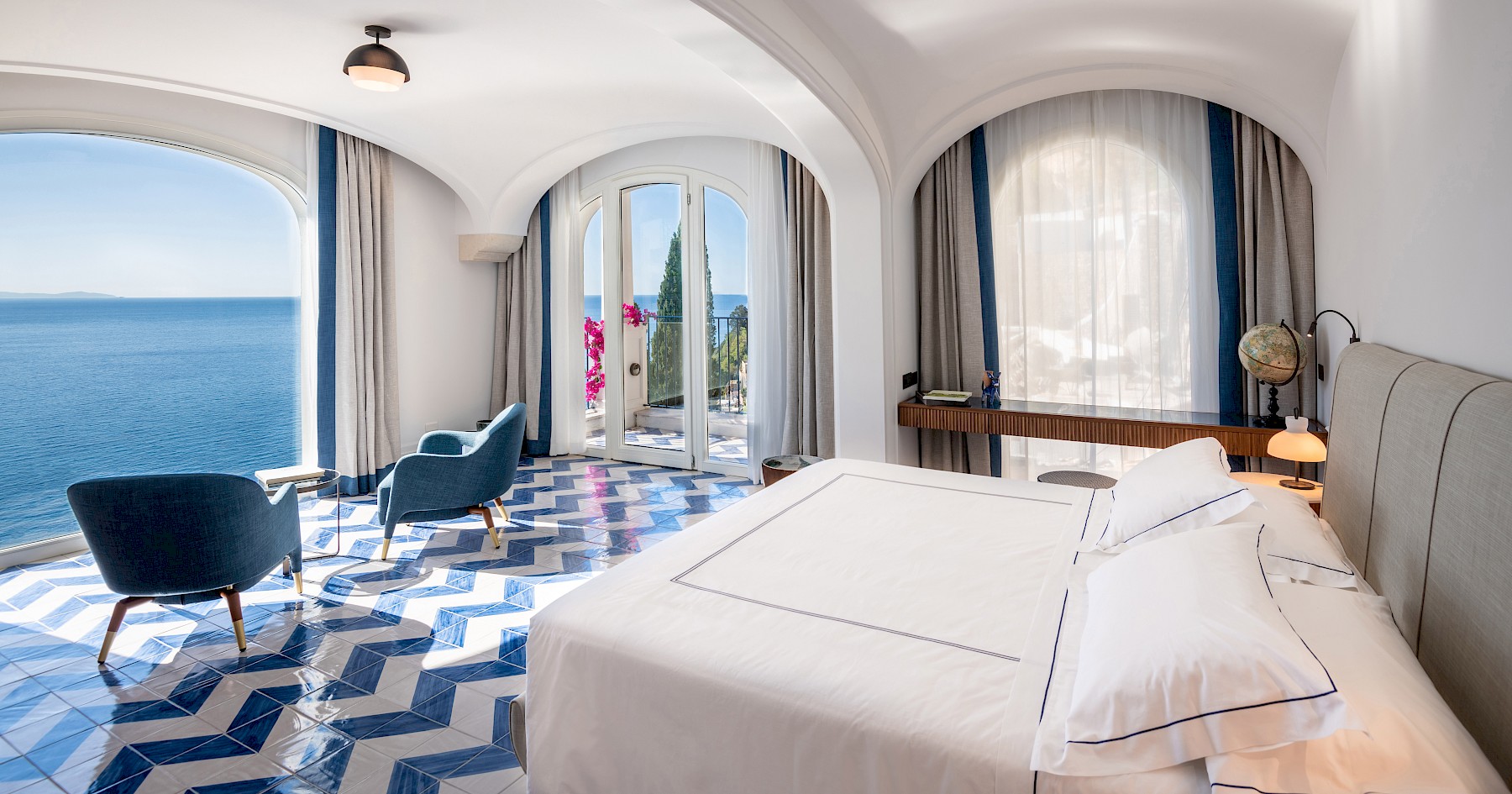 Borgo Santandrea's Deluxe Suite with Private Pool - Enzo Rando