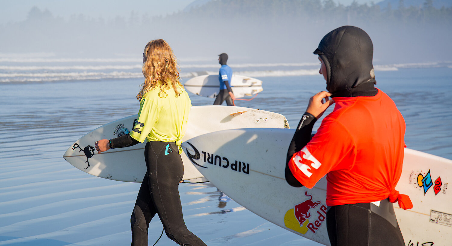 Surf Competitors by Caitlin Ronda
